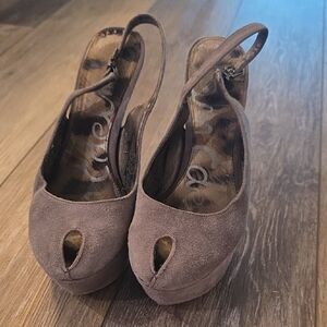 Sam Edelman Taupe Peep-Toe Wedges
